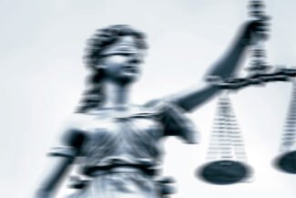 GRAVES ERRORES JUDICIALES